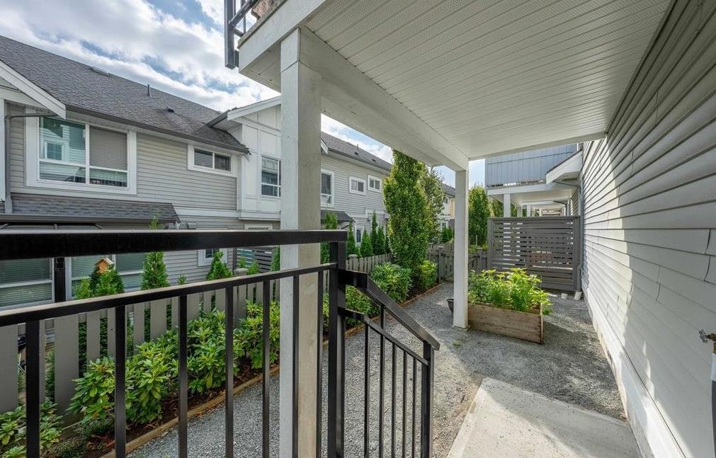 114-9688 162a Street, Surrey, BC, V4N 6V3 - 8