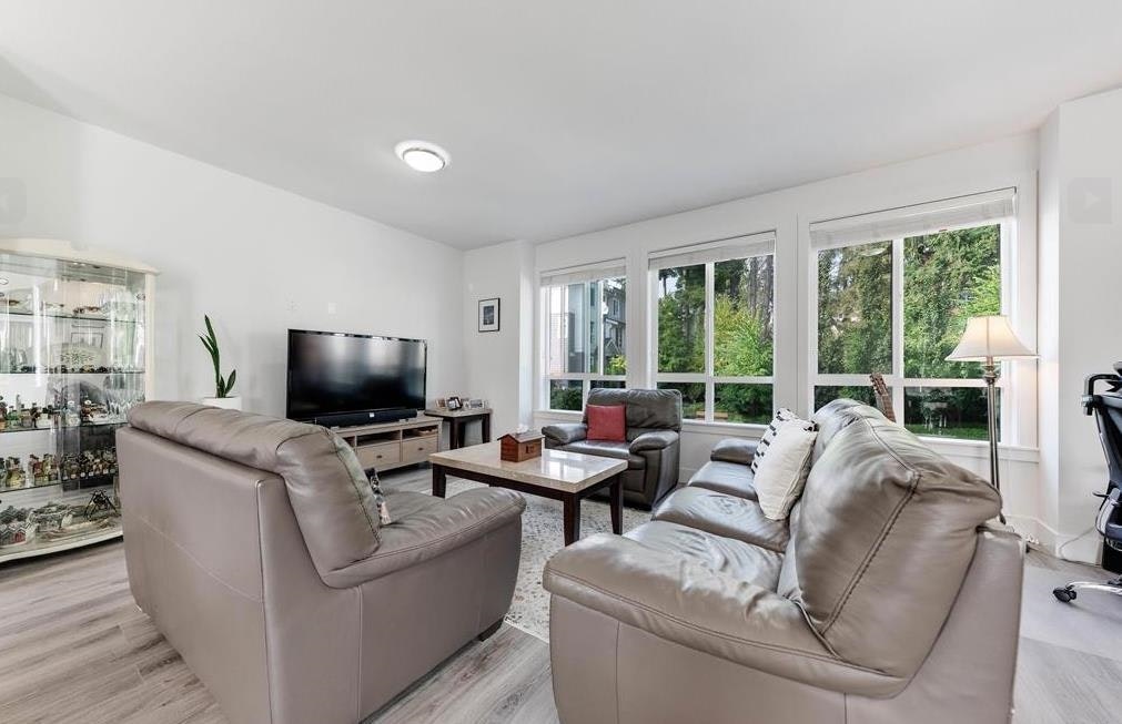 114-9688 162a Street - 3