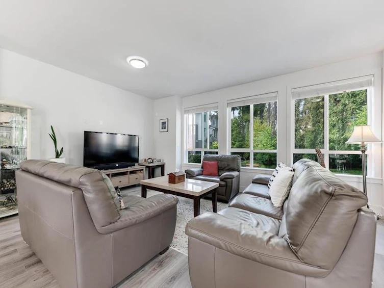 114-9688 162a Street, Surrey, BC, V4N 6V3 - 3