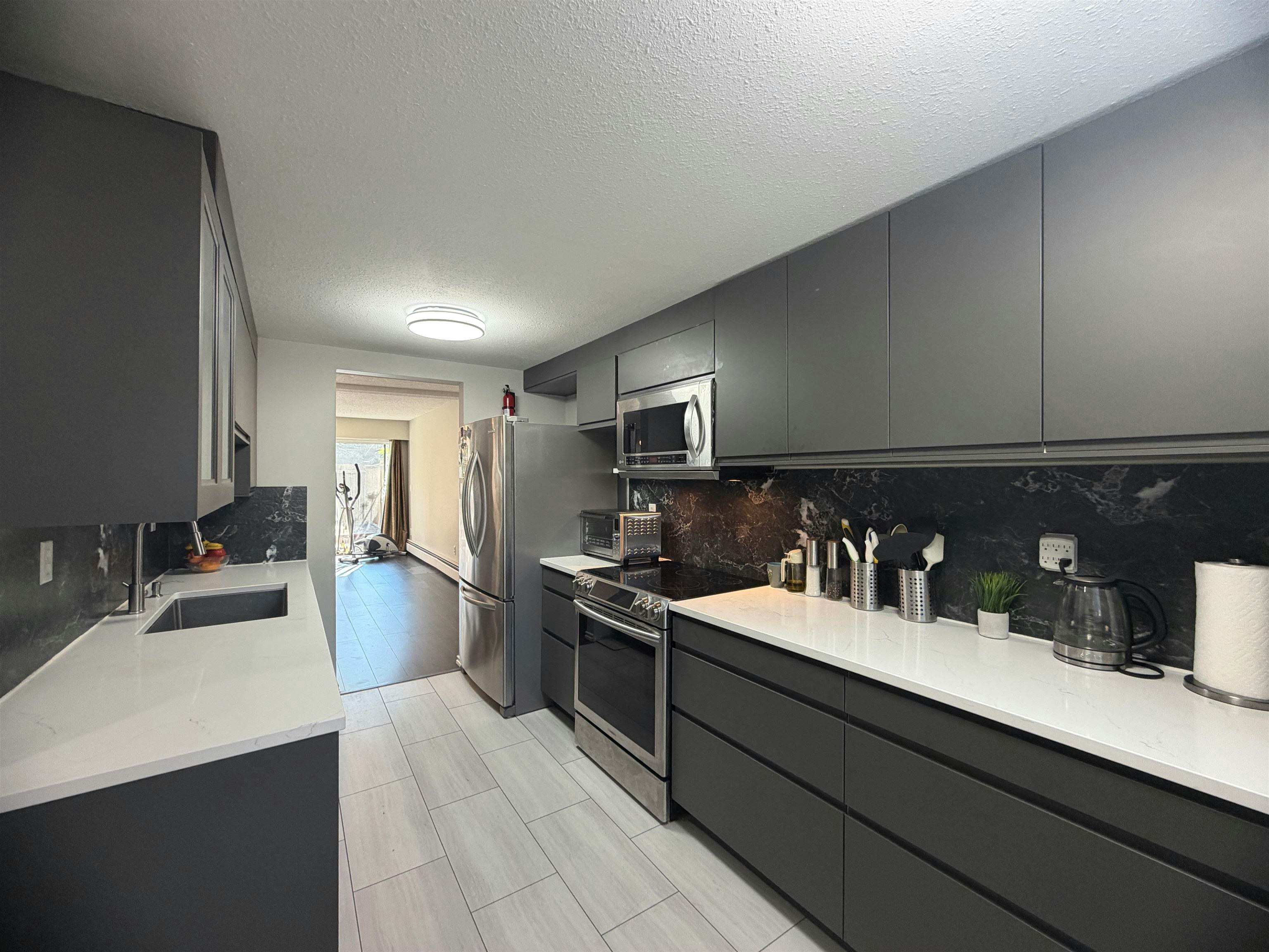 165-7486 138 Street, Surrey, BC, V3W 6G4 - 11