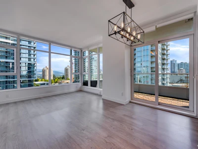 907-6080 Mckay Avenue - 2