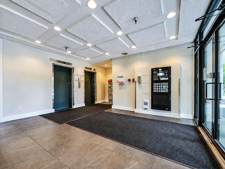 905-9541 Erickson Drive, Burnaby, BC, V3J 7N8 - 2