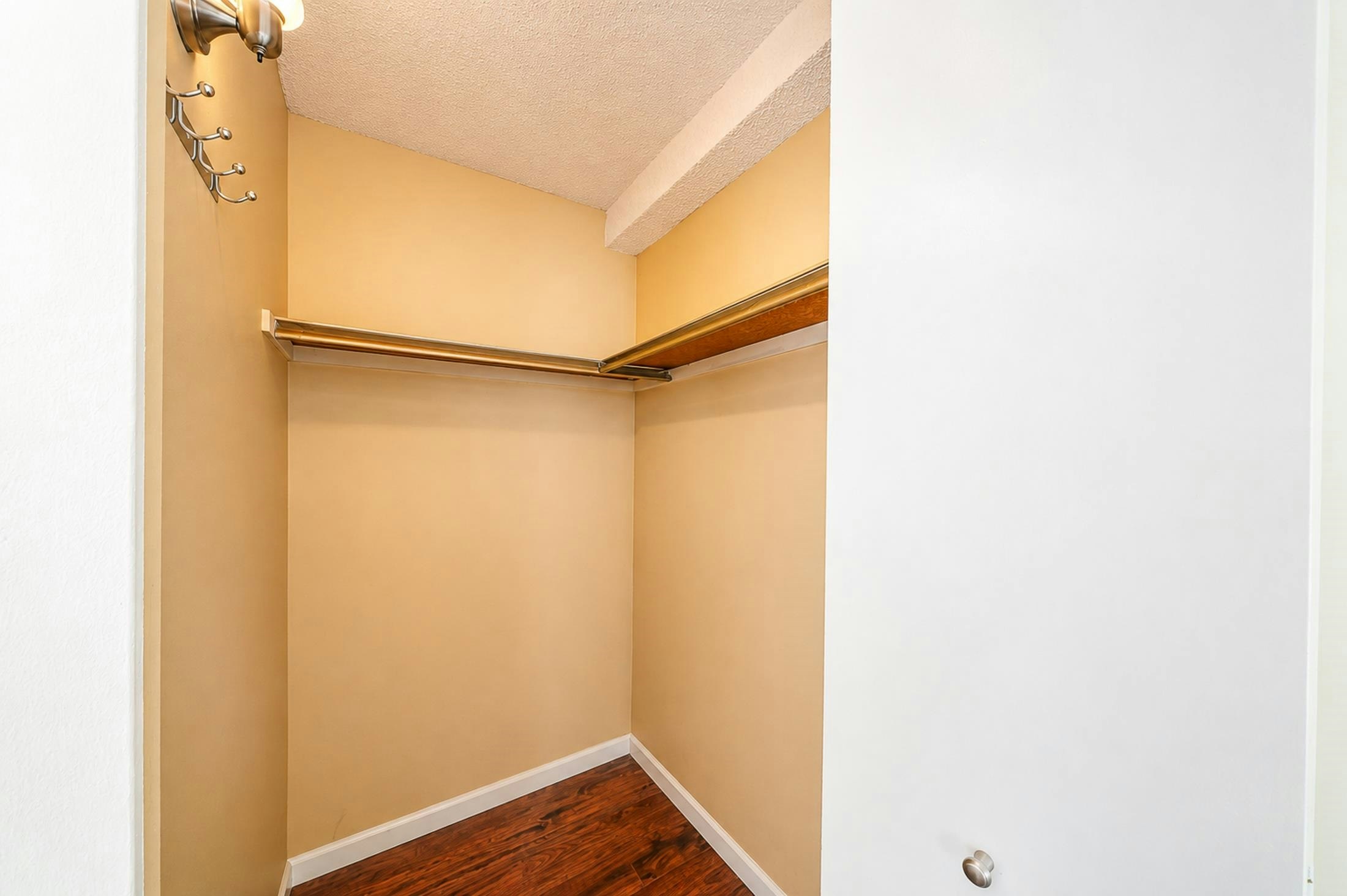 905-9541 Erickson Drive, Burnaby, BC, V3J 7N8 - 10