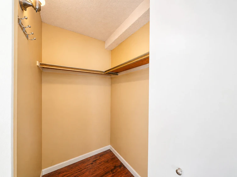 905-9541 Erickson Drive, Burnaby, BC, V3J 7N8 - 10