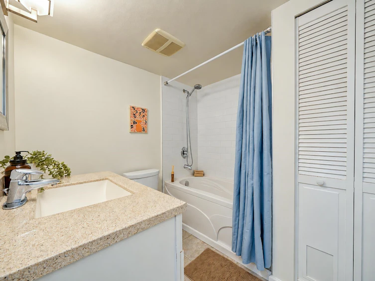905-9541 Erickson Drive, Burnaby, BC, V3J 7N8 - 4