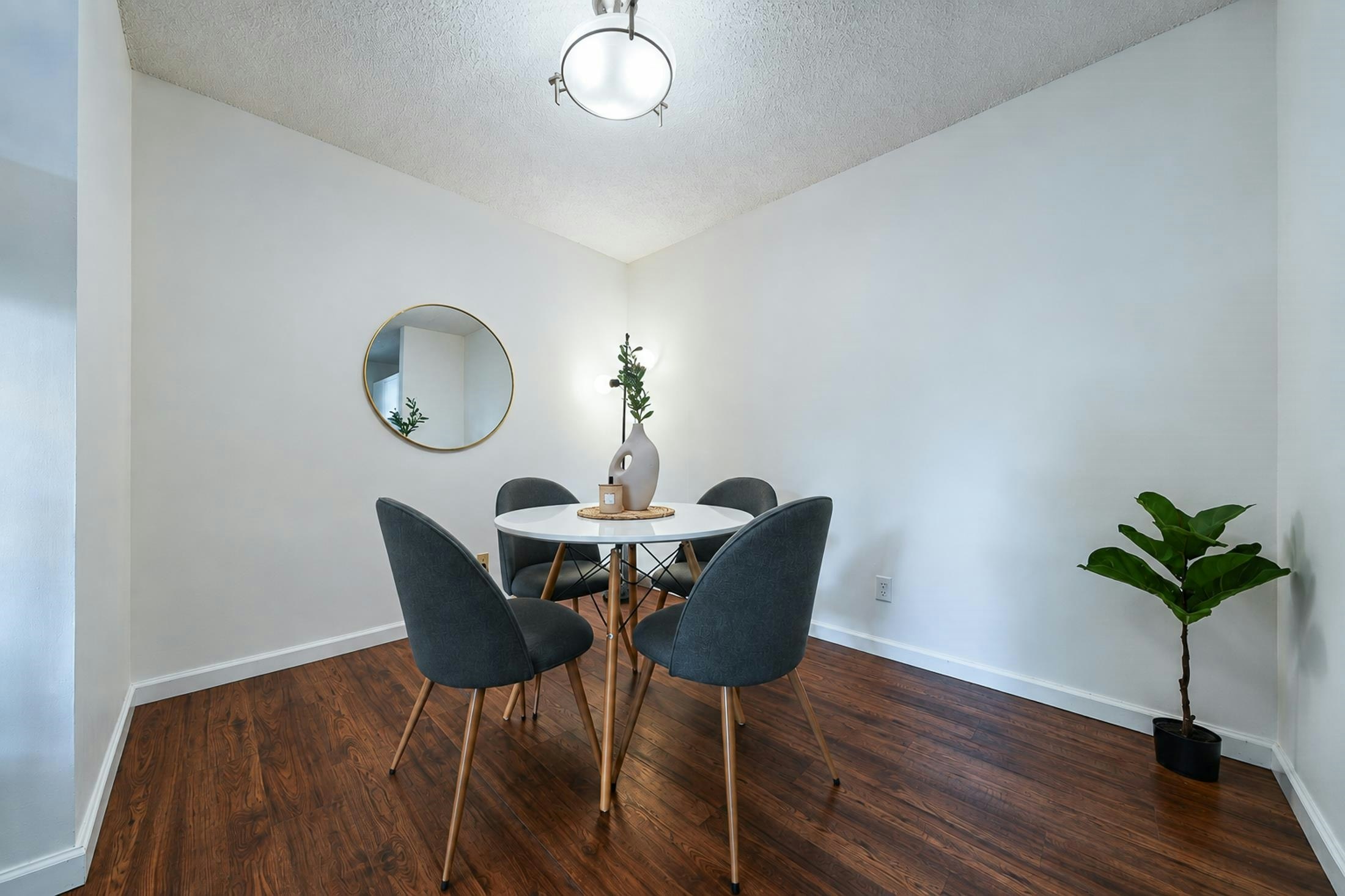 905-9541 Erickson Drive, Burnaby, BC, V3J 7N8 - 15