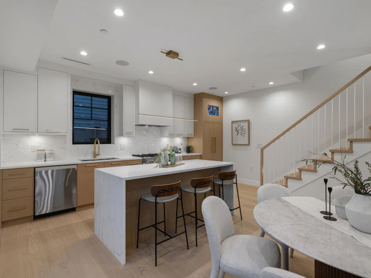 2619 Carolina Street, Vancouver, BC, V5T 2A4 - 30