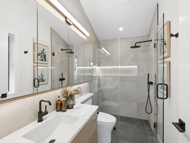 2619 Carolina Street, Vancouver, BC, V5T 2A4 - 21