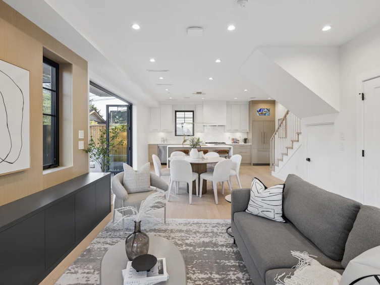 2619 Carolina Street, Vancouver, BC, V5T 2A4 - 5