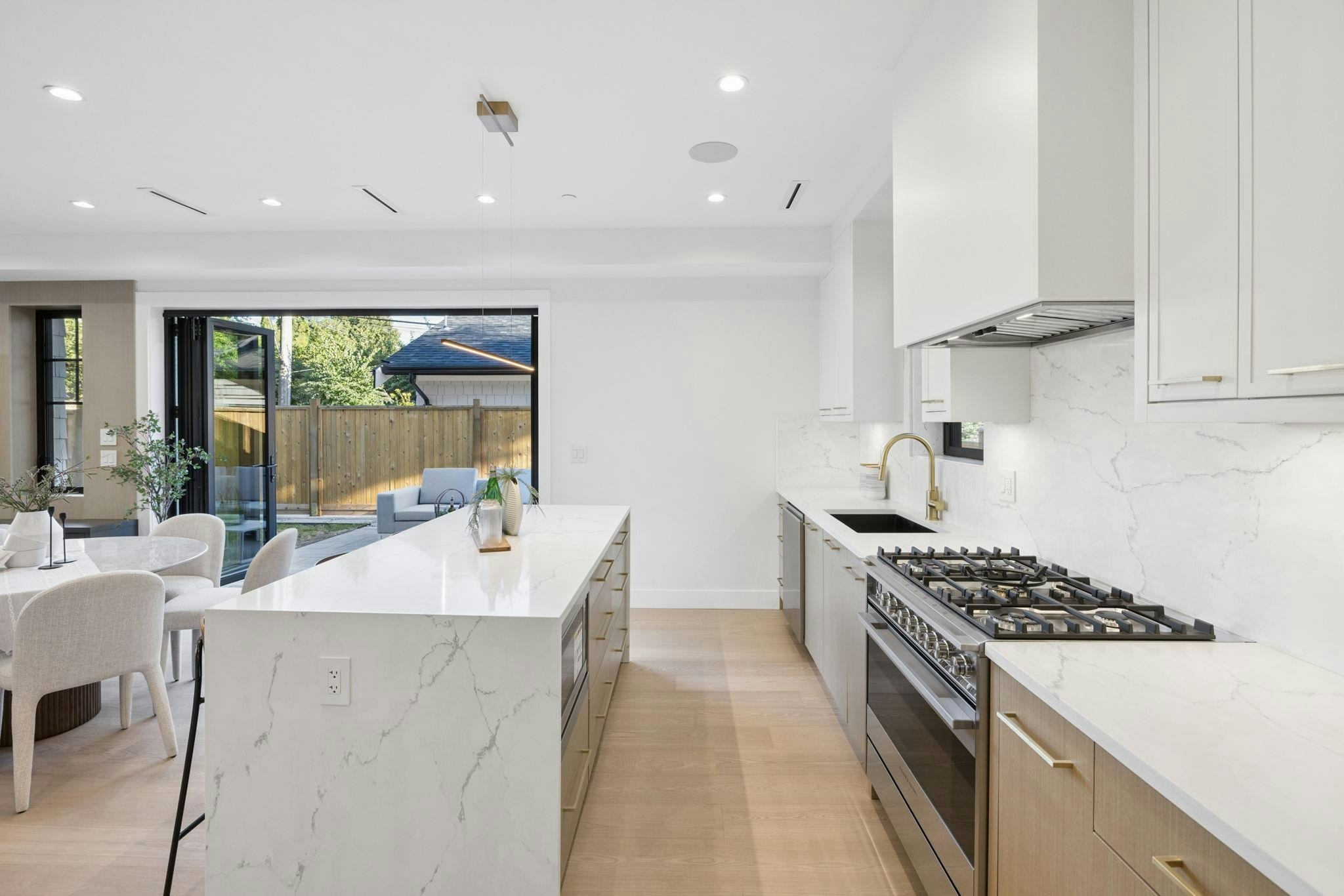2619 Carolina Street, Vancouver, BC, V5T 2A4 - 10