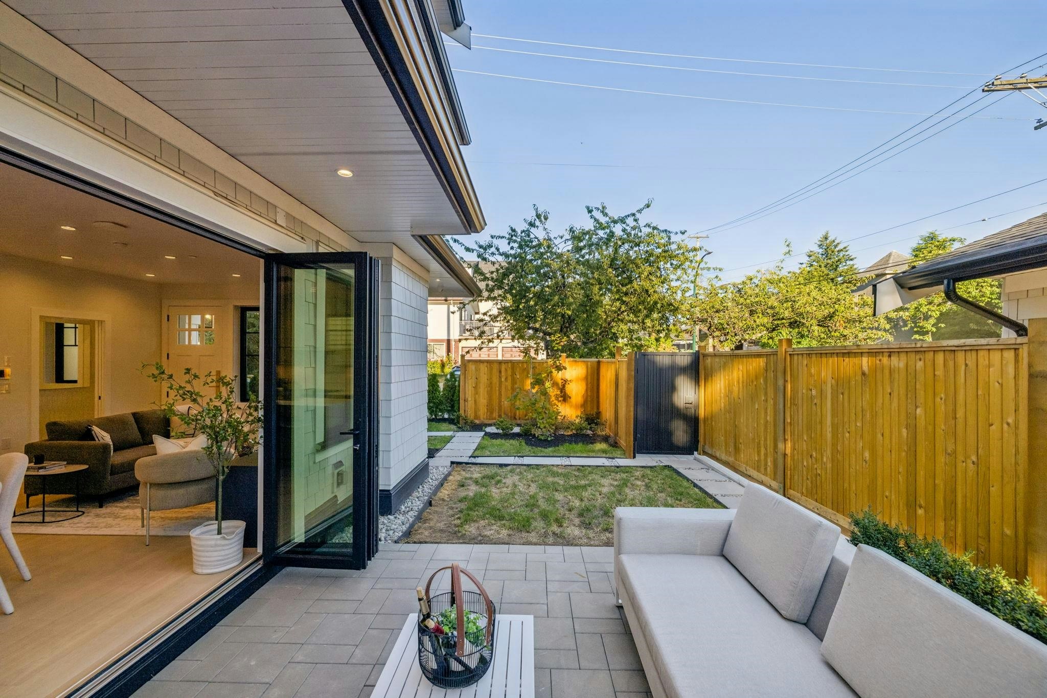 2619 Carolina Street, Vancouver, BC, V5T 2A4 - 27