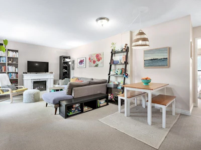 201-9146 Saturna Drive - 4