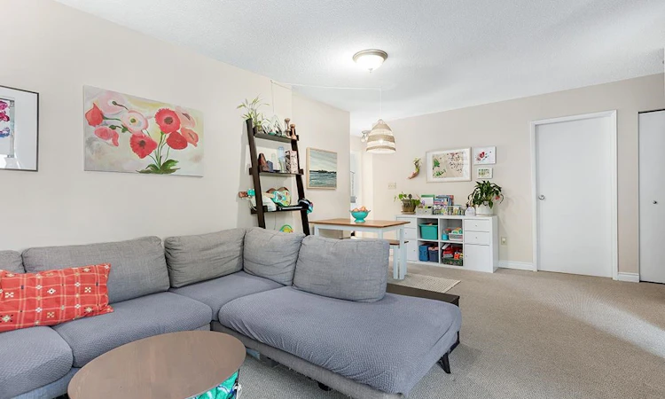 201-9146 Saturna Drive