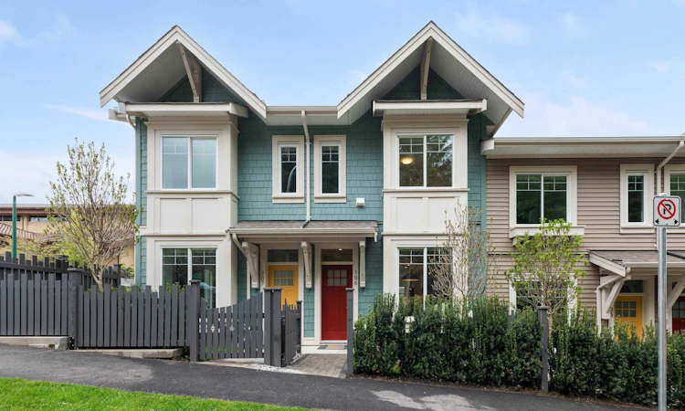 122-1301 Brewster Drive