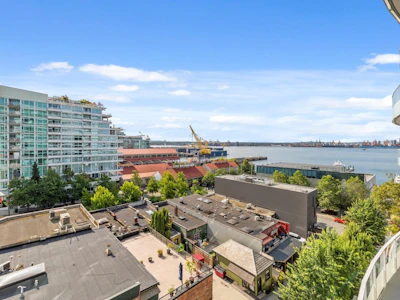 707-118 Carrie Cates Court - 2