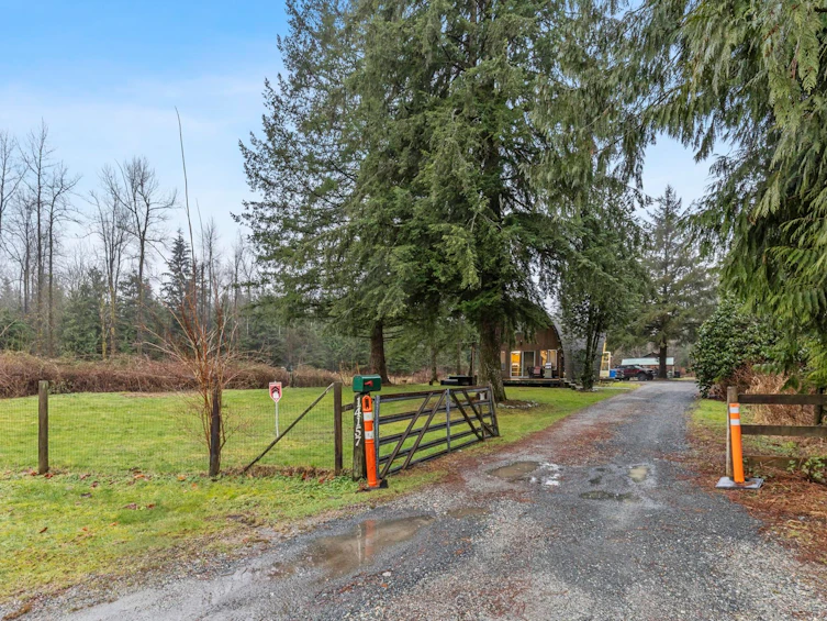 14157 Sylvester Road, Mission, BC, V2V 0B1 - 17