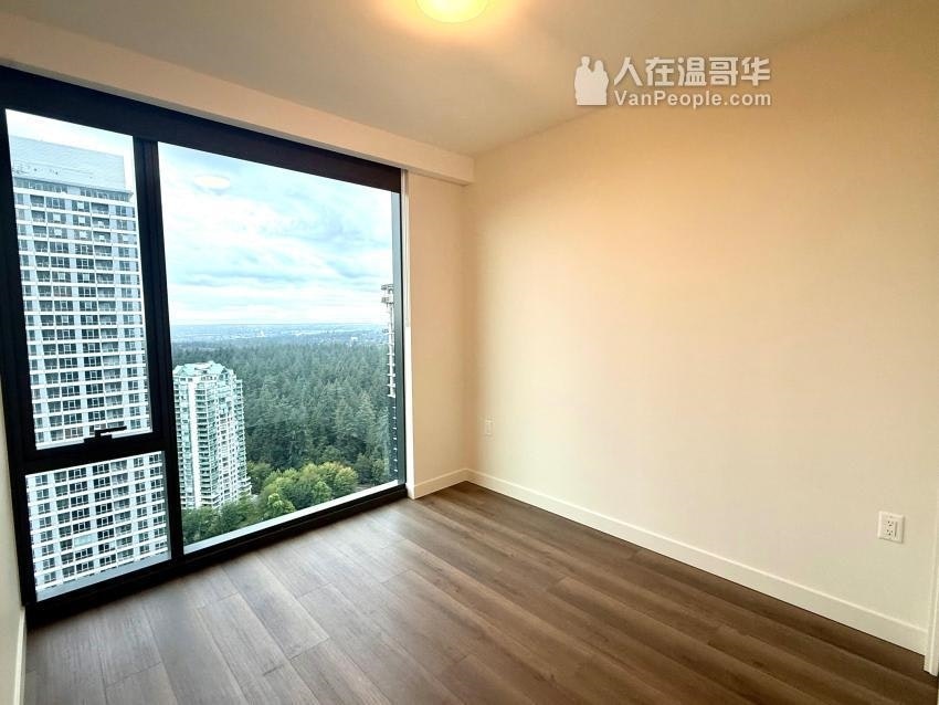 33xx-5987 Wilson Avenue, Burnaby, BC, V5H 0L7 - 8