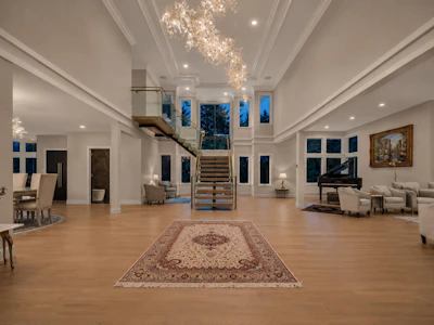 1404 Charlotte Crescent - 5