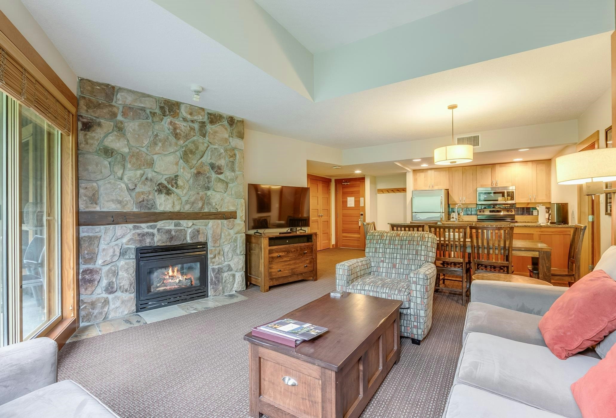 532D-2036 London Lane, Whistler, BC, V8E 0N7 - 8