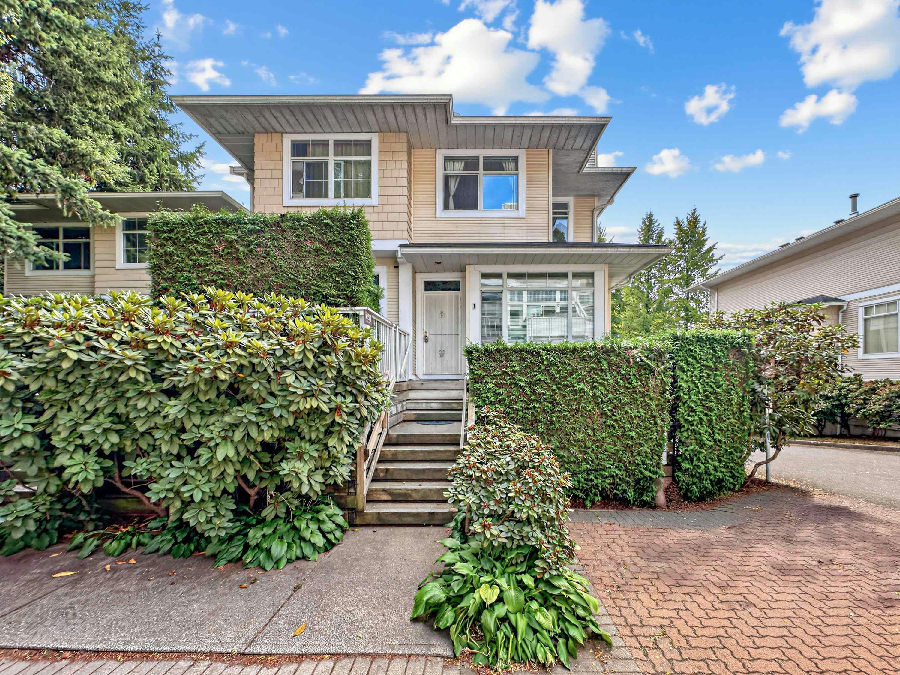 1-3596 Whitney Place, Vancouver, BC, V5S 4T2