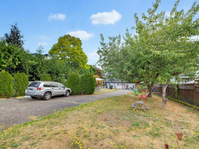 7041 Willingdon Avenue - 3