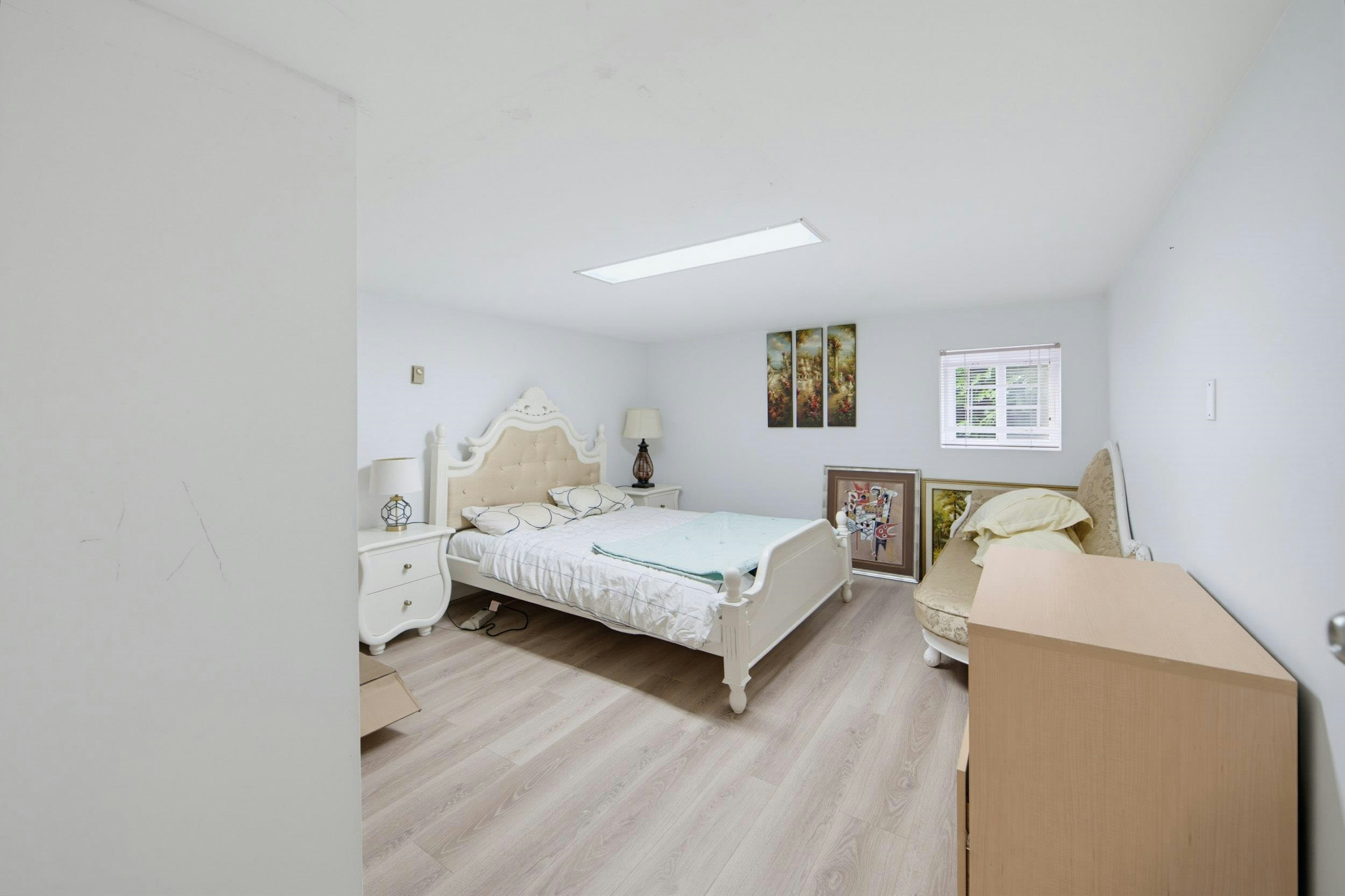 7041 Willingdon Avenue, Burnaby, BC, V5J 3R4 - 32