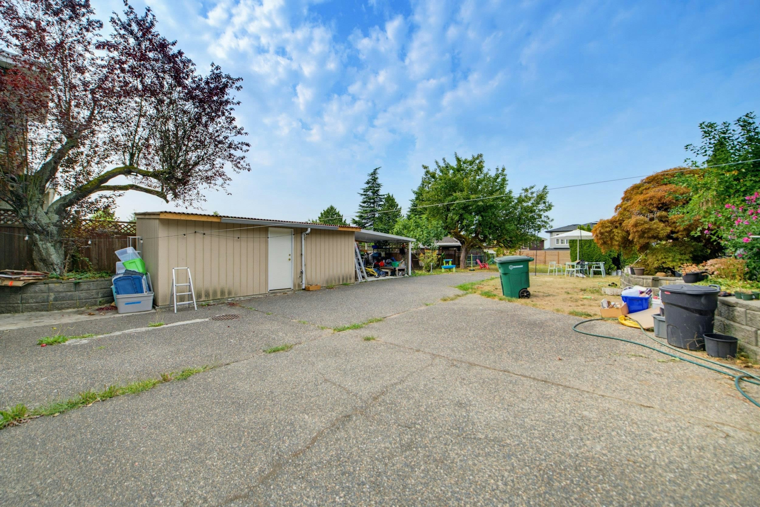 7041 Willingdon Avenue - 2