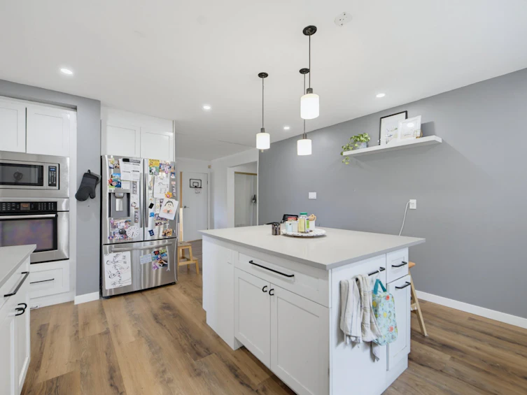 7041 Willingdon Avenue, Burnaby, BC, V5J 3R4 - 8