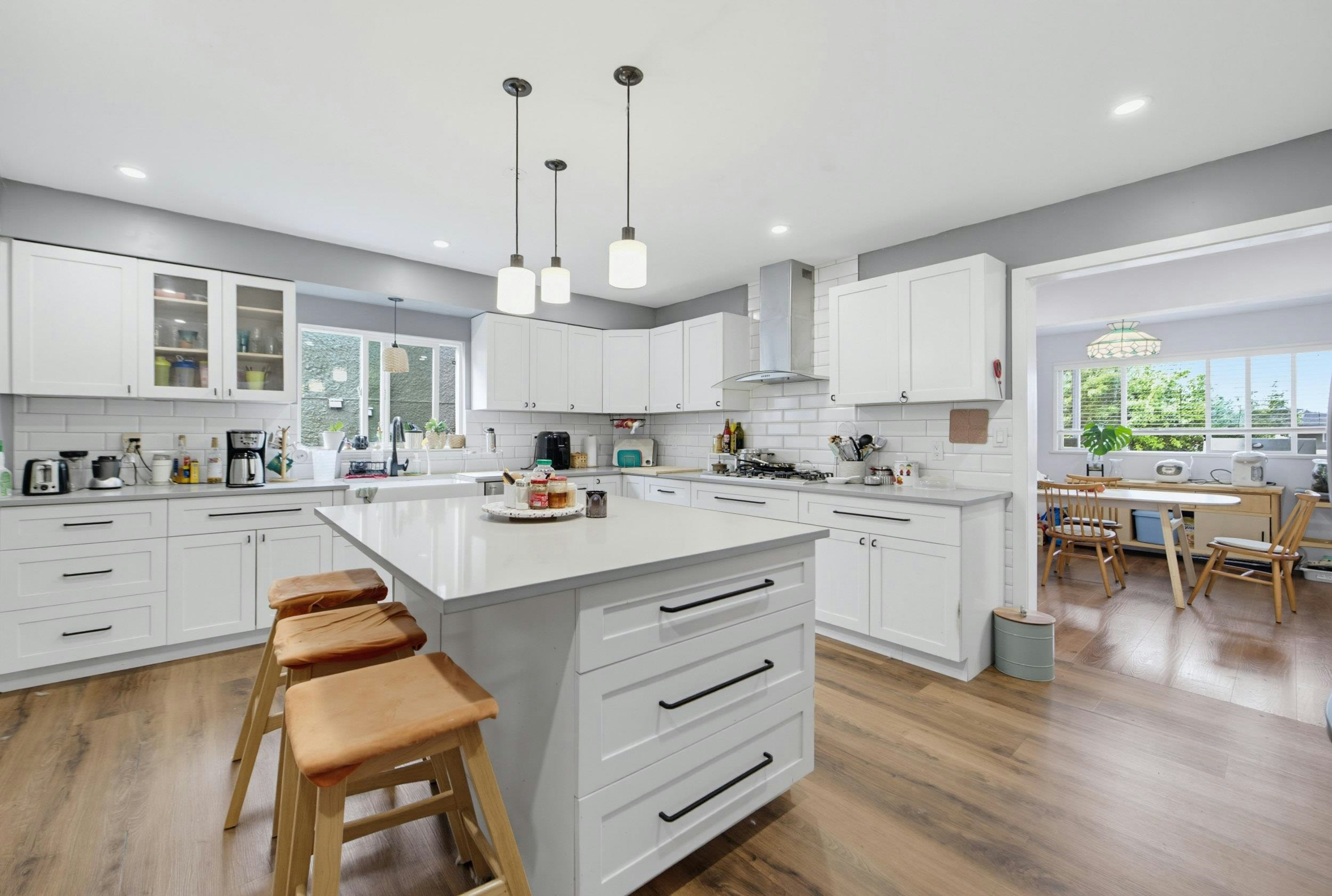 7041 Willingdon Avenue, Burnaby, BC, V5J 3R4 - 10
