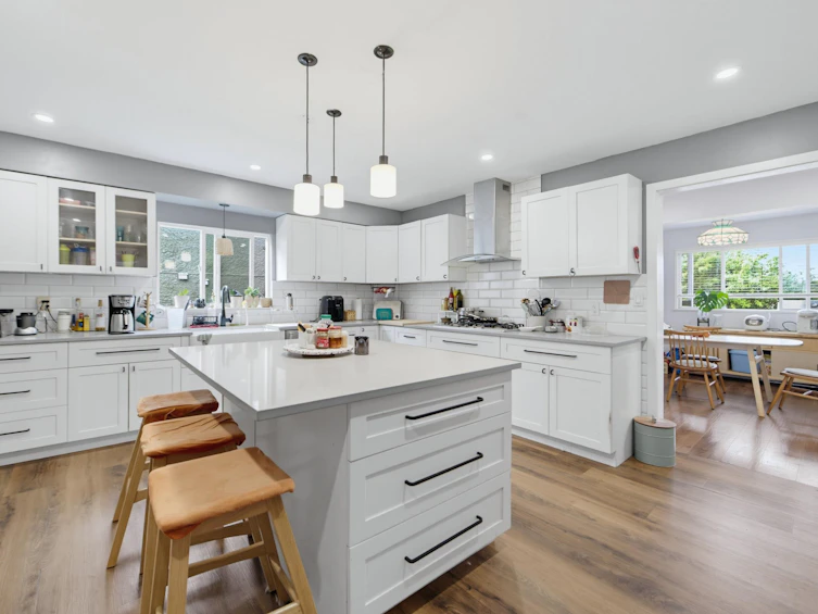 7041 Willingdon Avenue, Burnaby, BC, V5J 3R4 - 10
