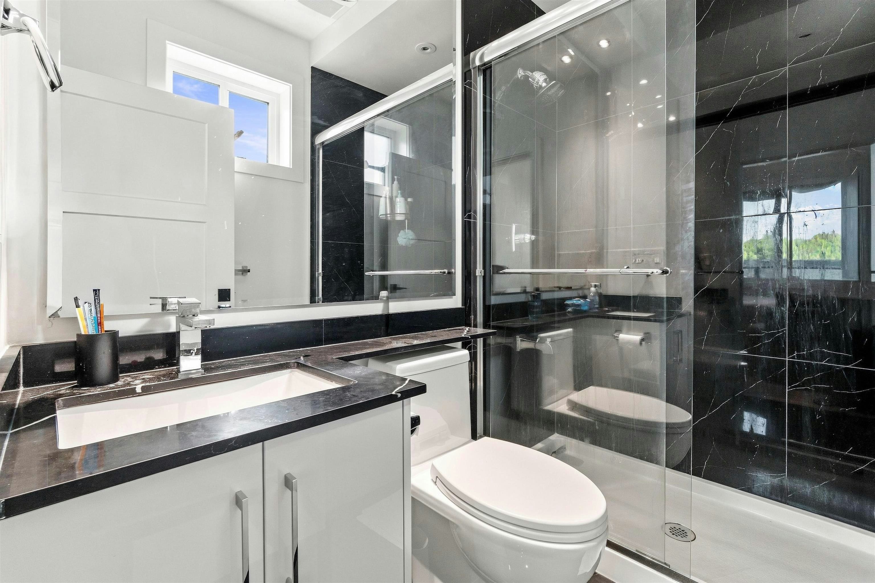5577 Inverness Street, Vancouver, BC, V5W 3P4 - 29