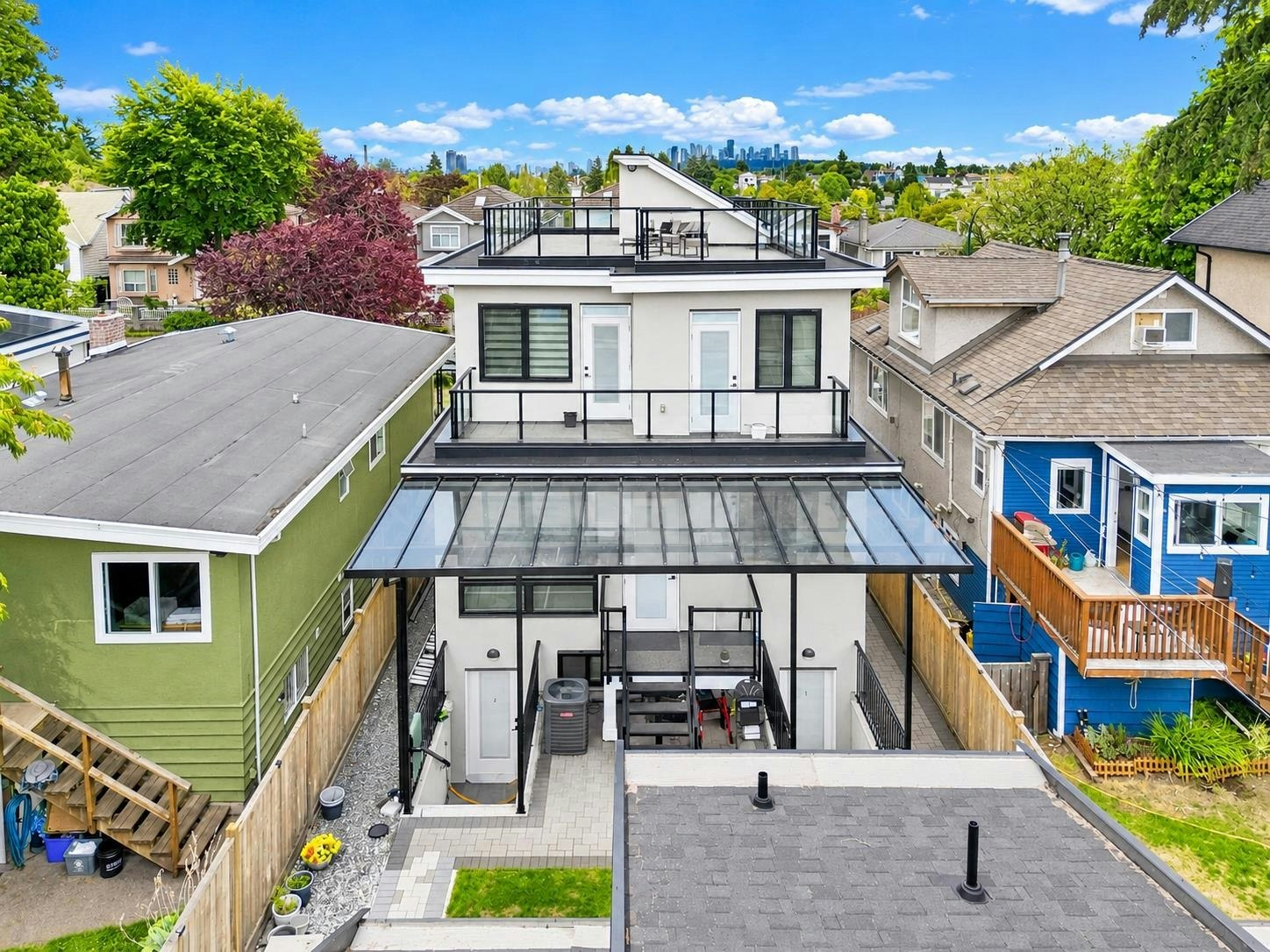 5577 Inverness Street, Vancouver, BC, V5W 3P4
