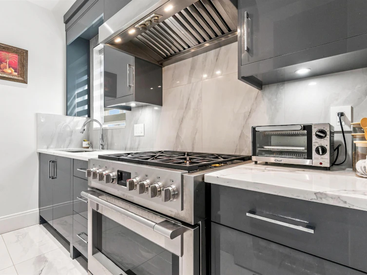 5577 Inverness Street, Vancouver, BC, V5W 3P4 - 12