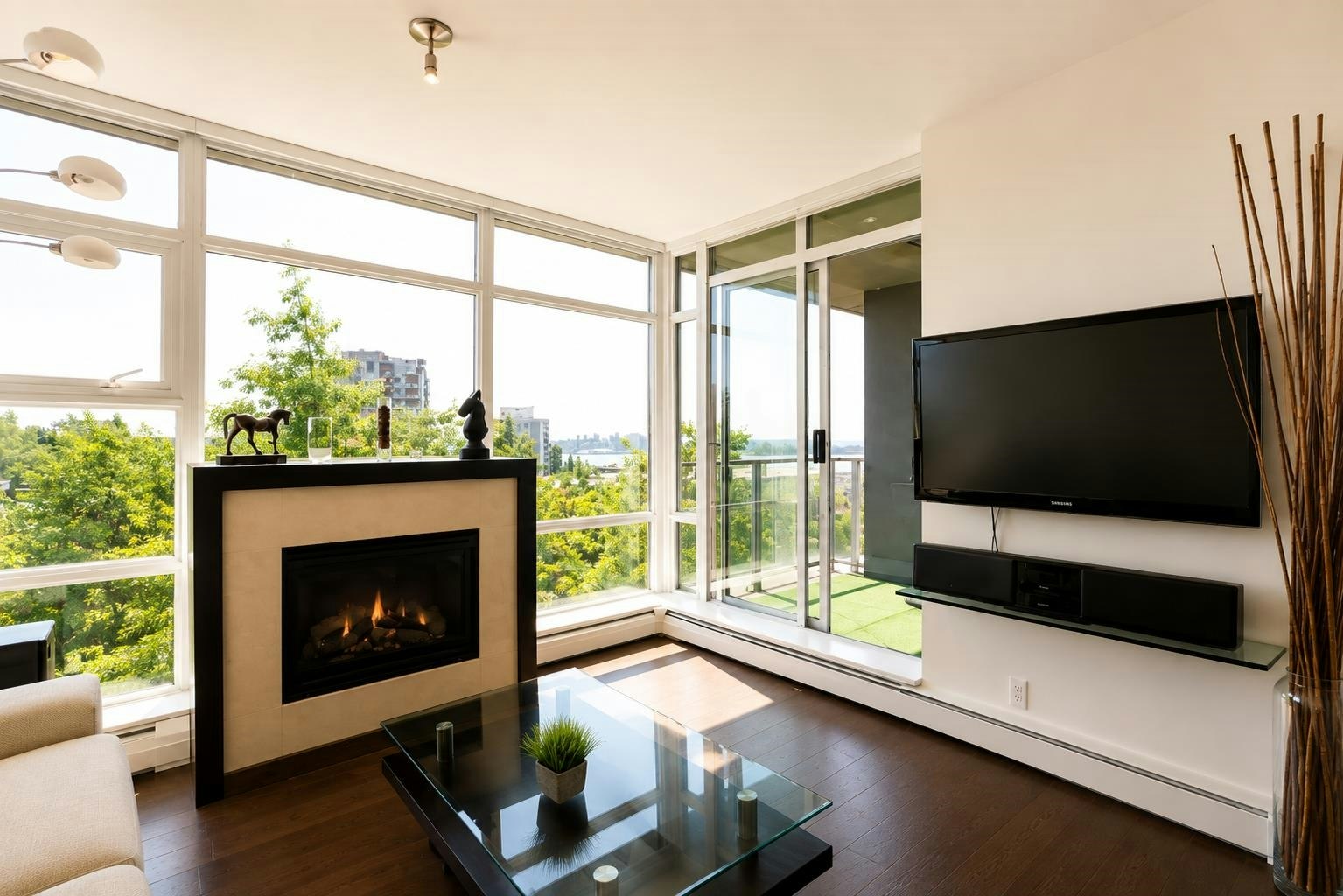 505-158 W 13 Street, North Vancouver, BC, V7M 0A7 - 3