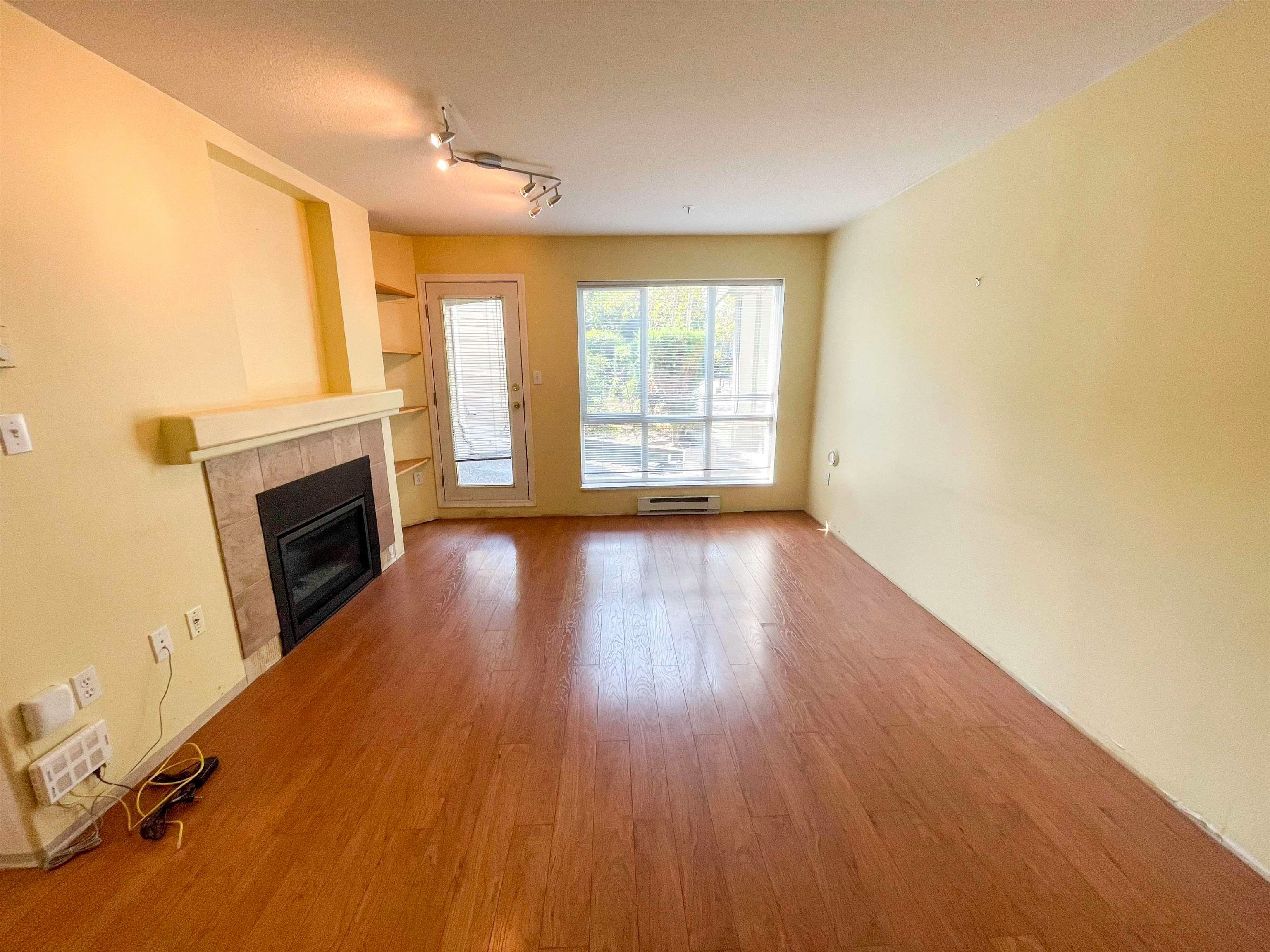 102-9979 140 Street - 3