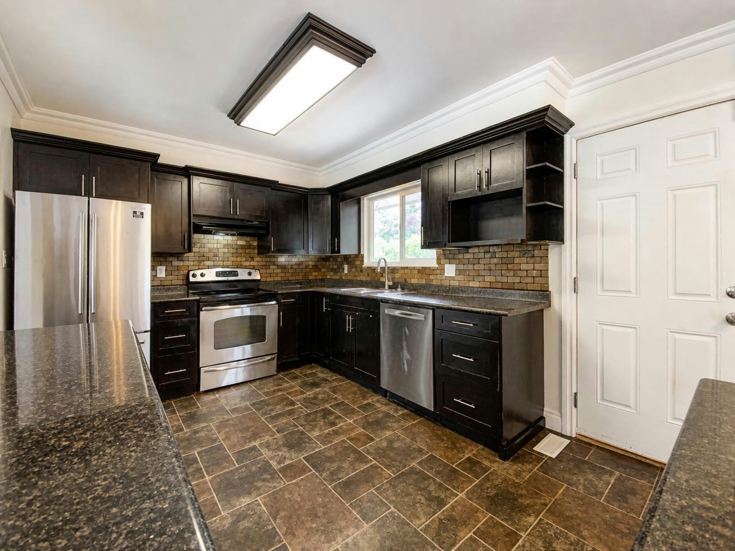 31975 Raven Avenue, Mission, BC, V2V 1B8 - 10