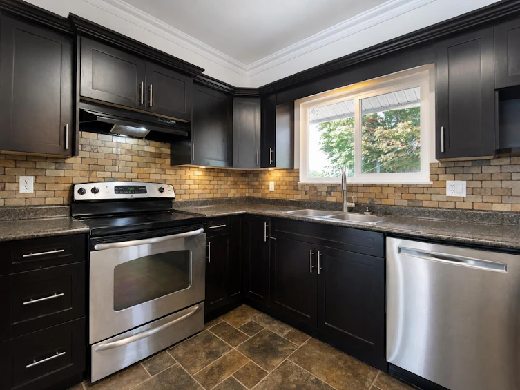 31975 Raven Avenue, Mission, BC, V2V 1B8 - 9