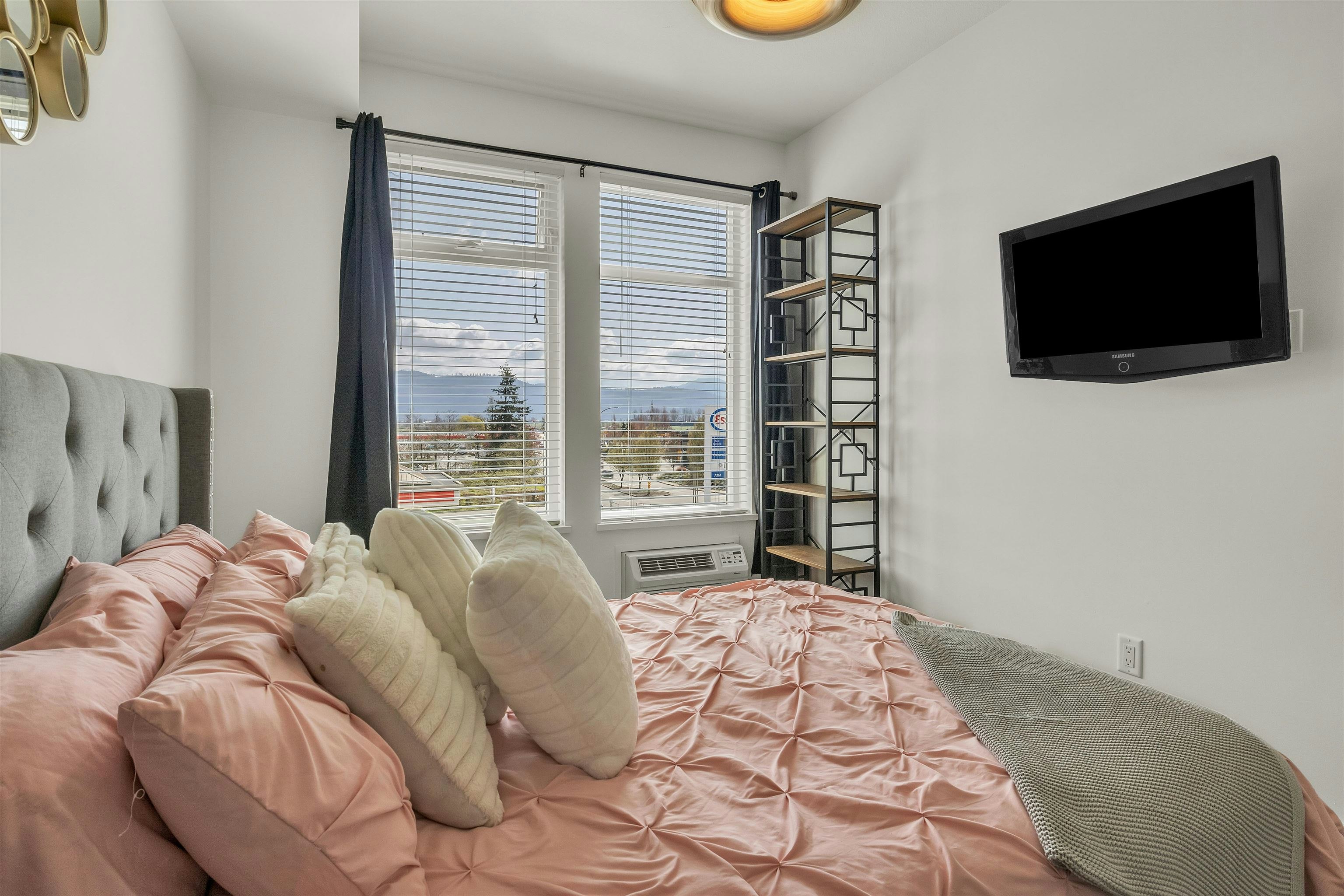 115-2242 Whatcom Road, Abbotsford, BC, V3G 0G3 - 18