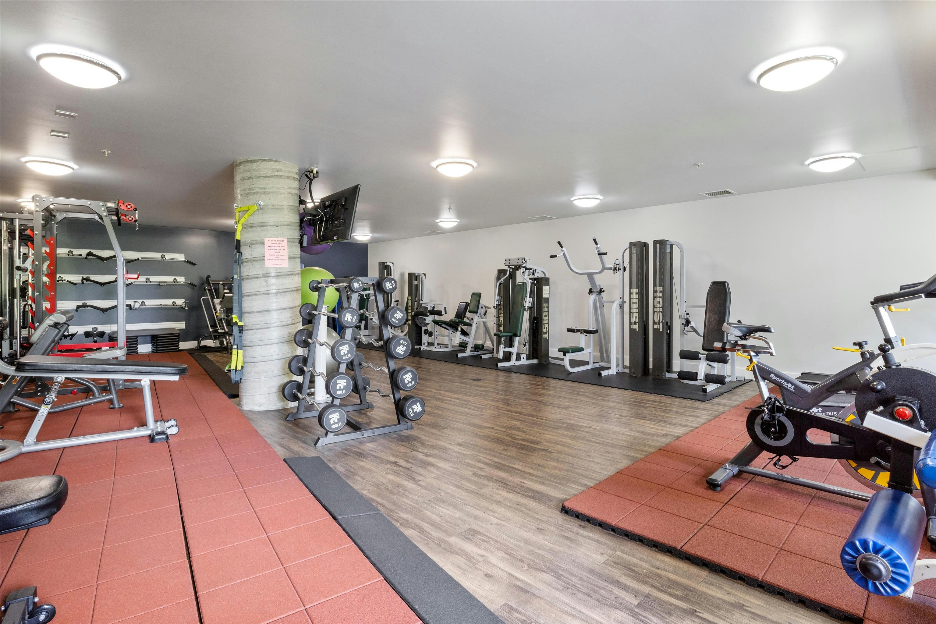 115-2242 Whatcom Road - 3