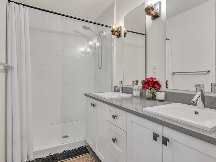 115-2242 Whatcom Road, Abbotsford, BC, V3G 0G3 - 22