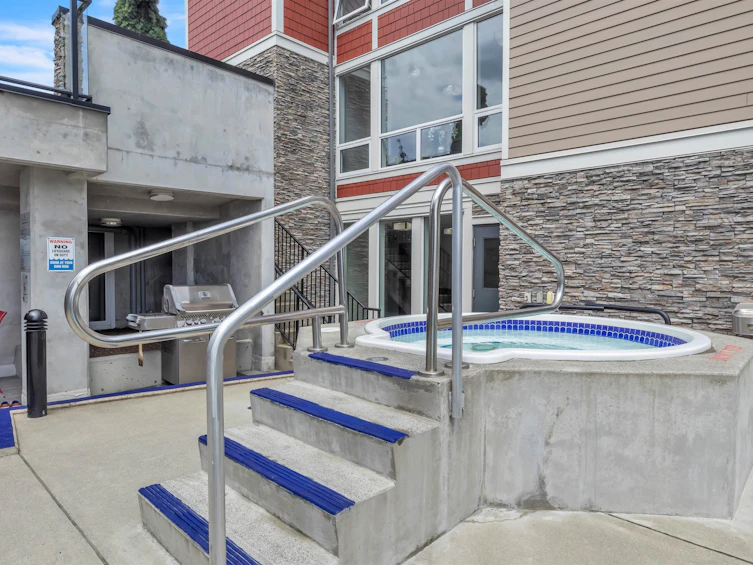 115-2242 Whatcom Road, Abbotsford, BC, V3G 0G3 - 2