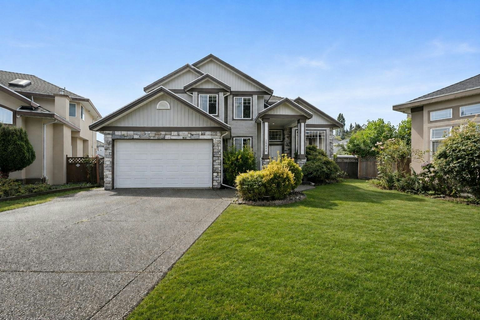 15648 83a Avenue, Surrey, BC, V4N 0S4