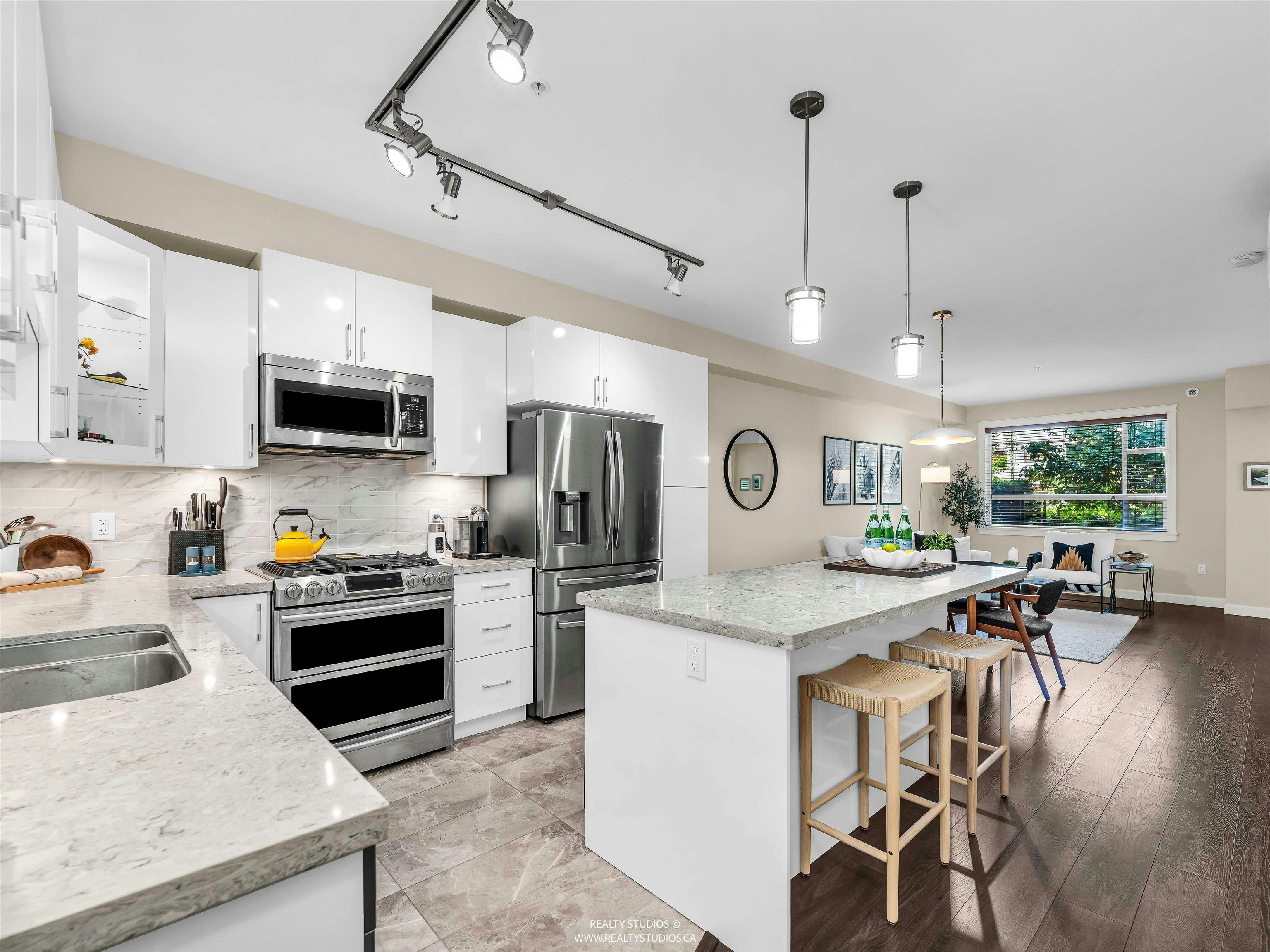 109-14588 Mcdougall Drive, Surrey, BC, V4P 0H1