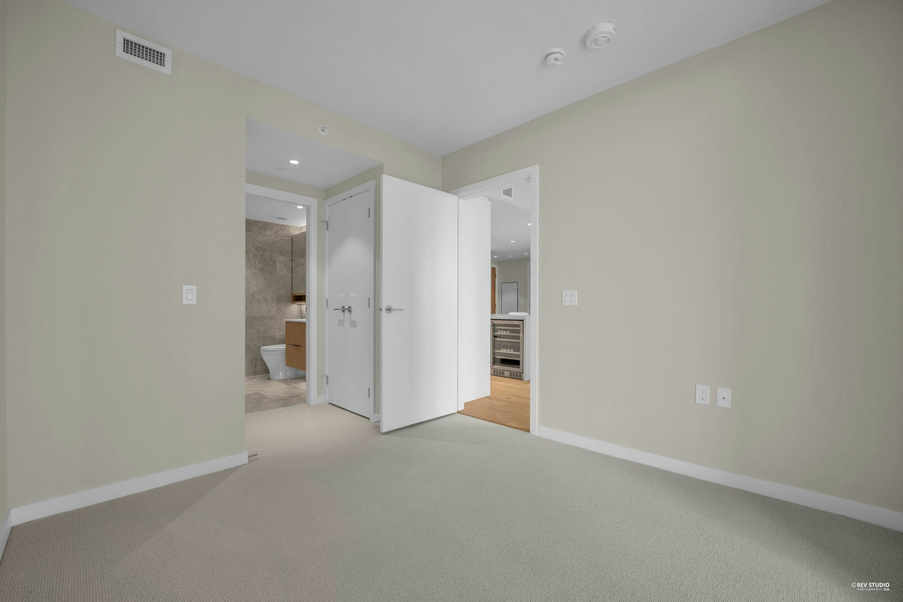 11XX-485 W 42nd, Vancouver, BC, V5Y 0R6 - 11
