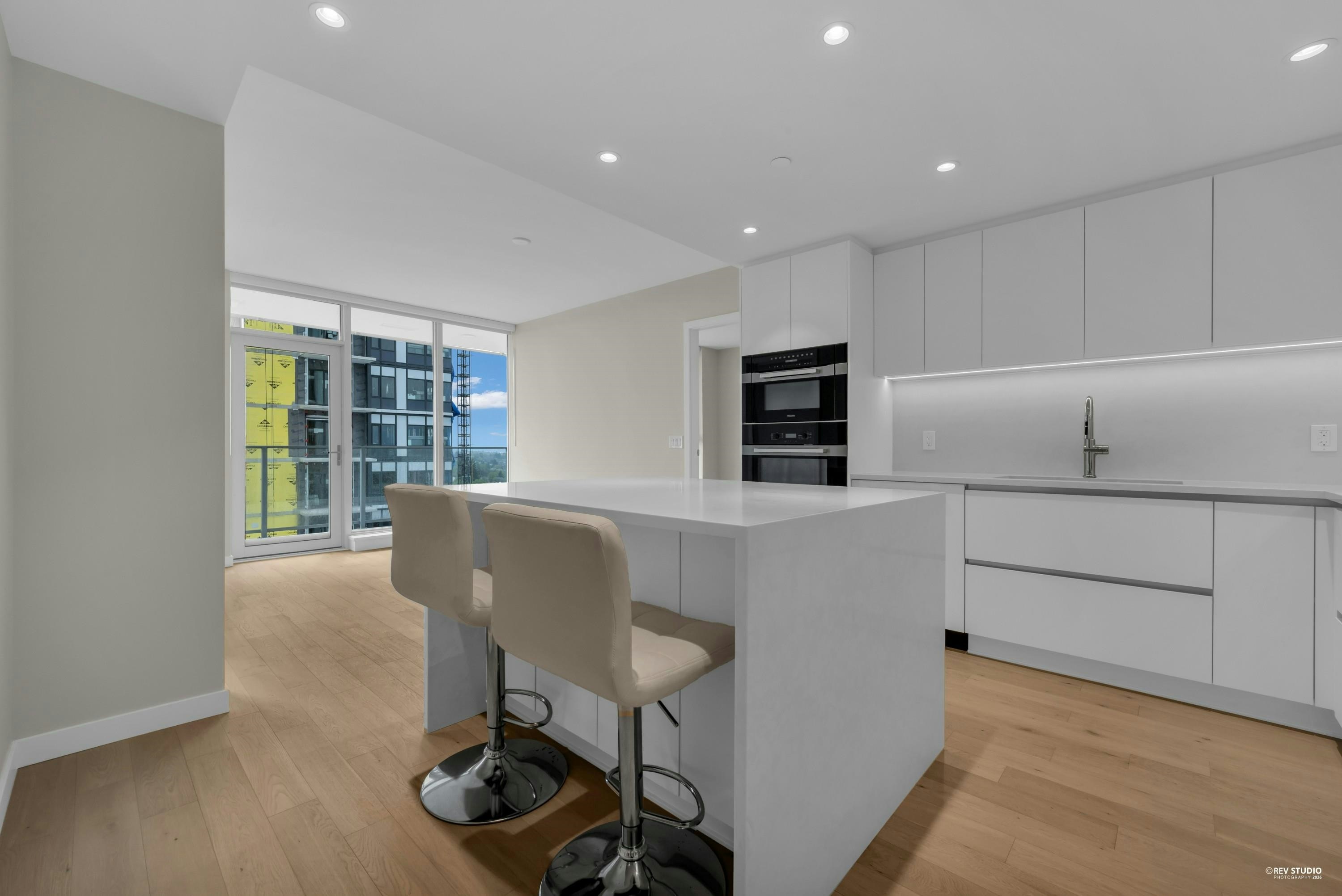 11XX-485 W 42nd, Vancouver, BC, V5Y 0R6 - 2