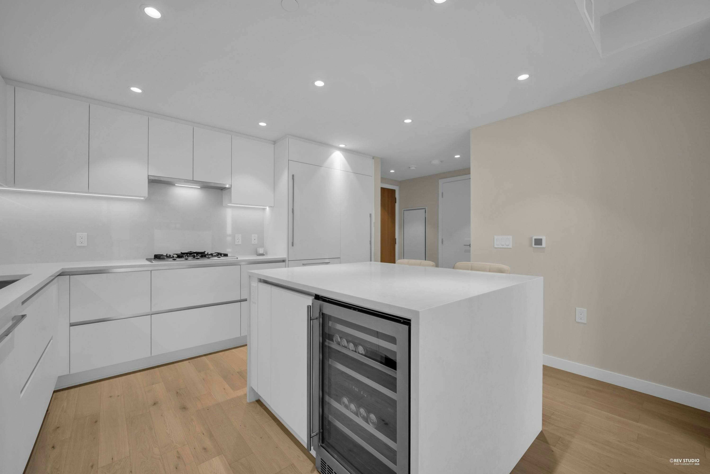 11XX-485 W 42nd, Vancouver, BC, V5Y 0R6