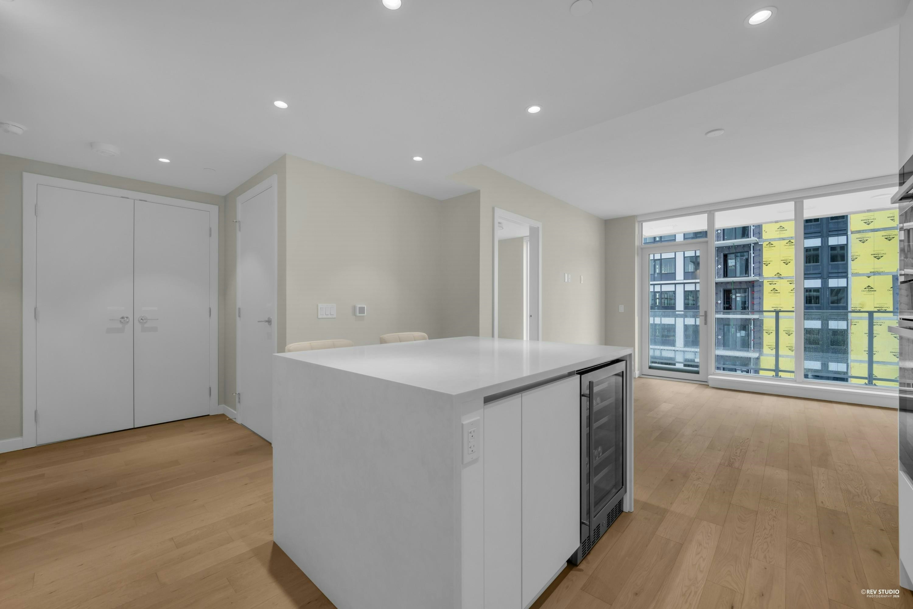 11XX-485 W 42nd, Vancouver, BC, V5Y 0R6 - 3