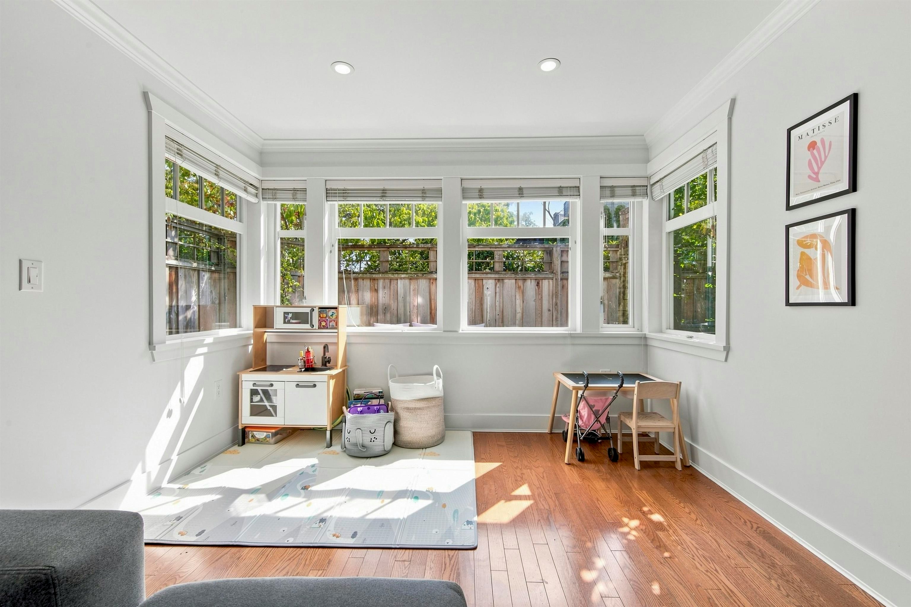 2460 Sasamat Street - 5