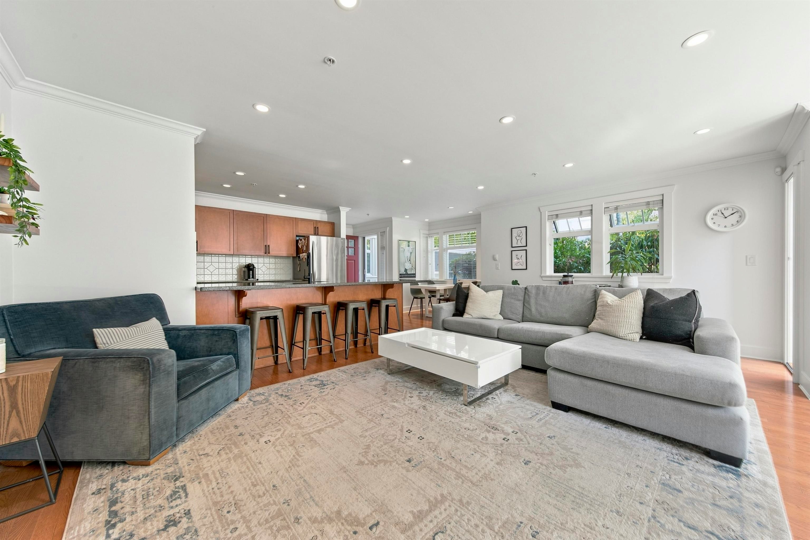 2460 Sasamat Street - 4