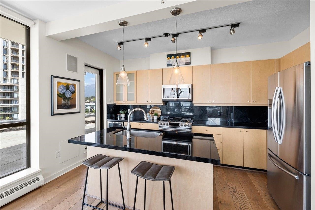 PH2-124 W 1st Street, North Vancouver, BC, V7M 3N3 - 8